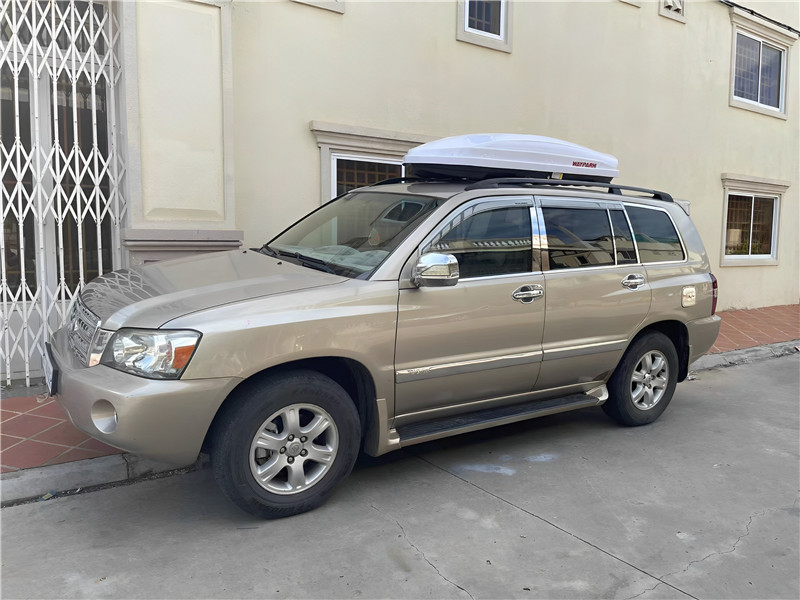 Best Rooftop Cargo Box Car Luggage Carrier (1)