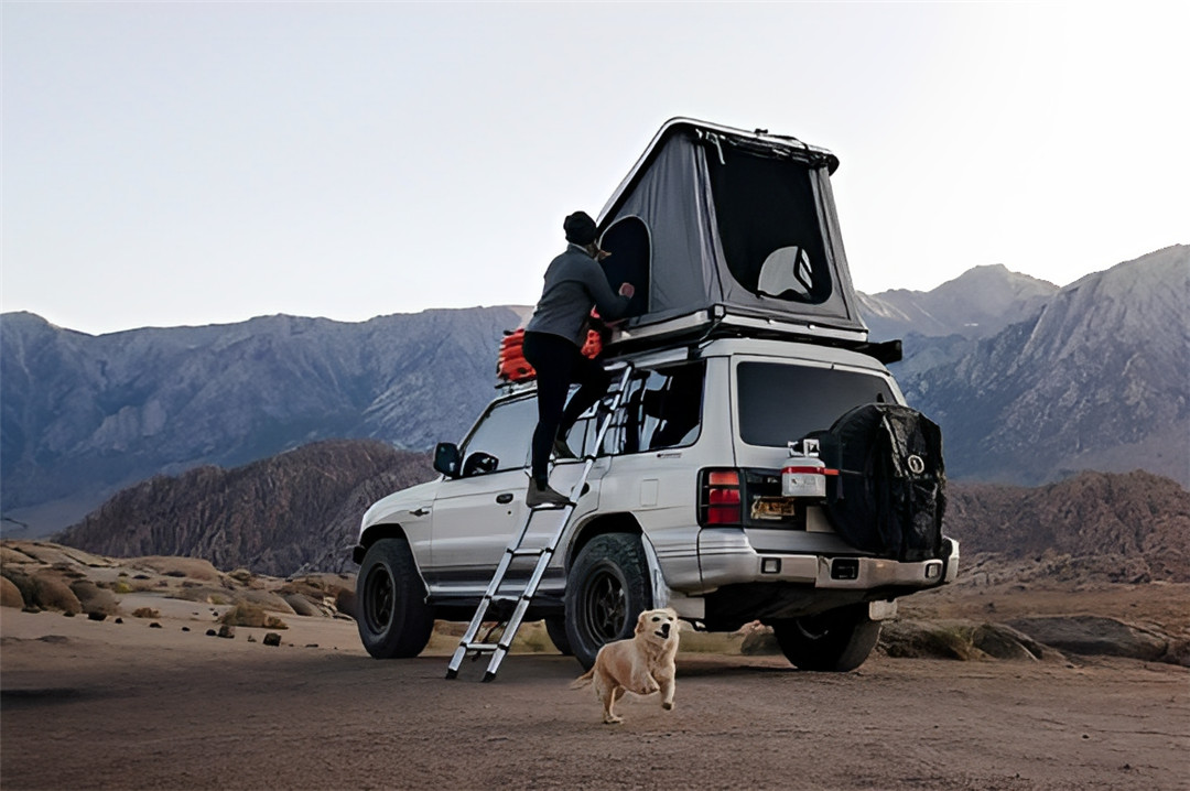 The History of Roof Tents (7)